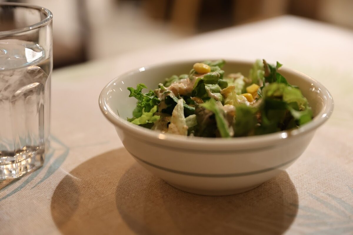 MALLORY PORK STEAK：調味料（醤油、柚子胡椒、わさび、マスタード、塩、胡椒）