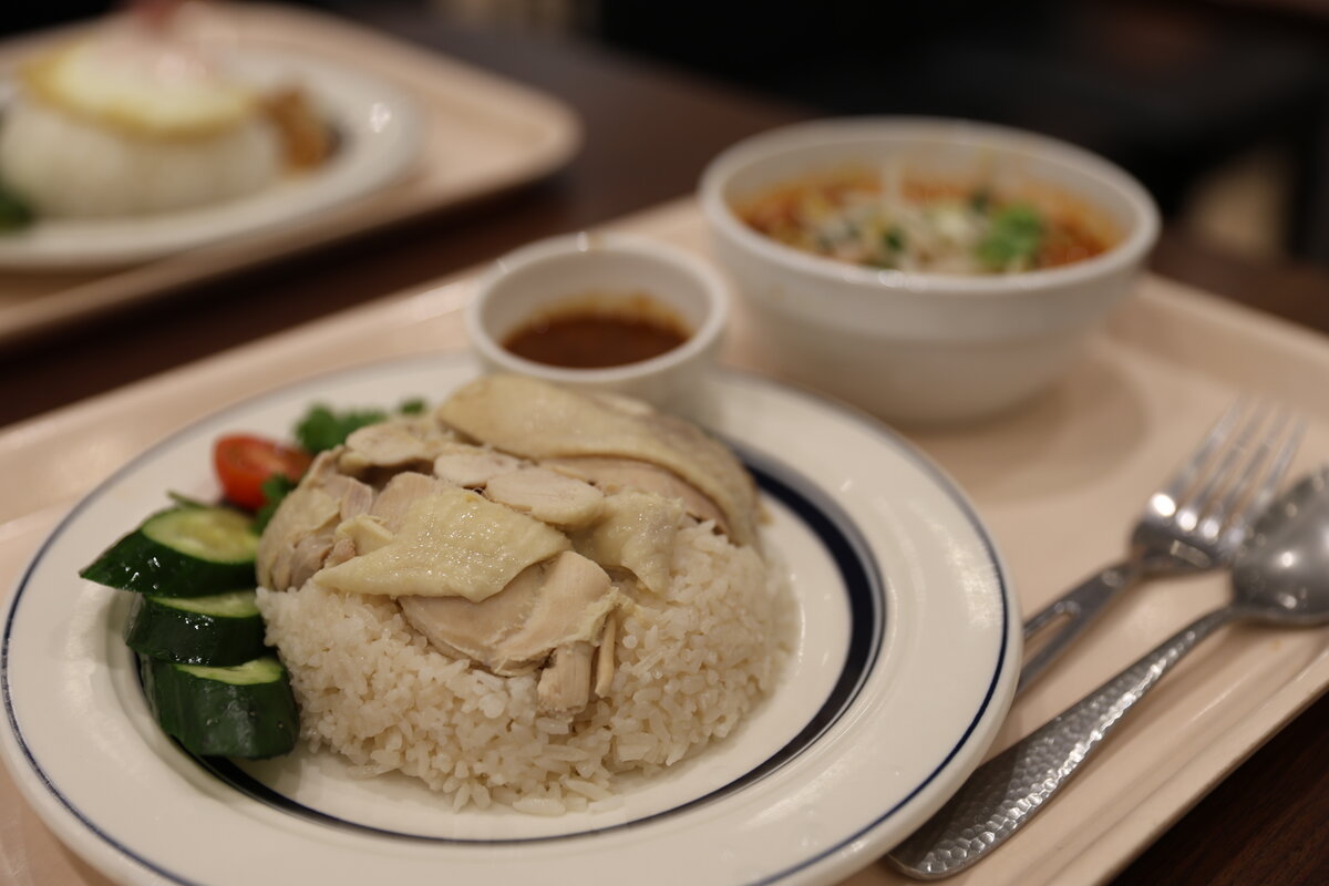 タイ料理TINUN：トムヤムヌードル