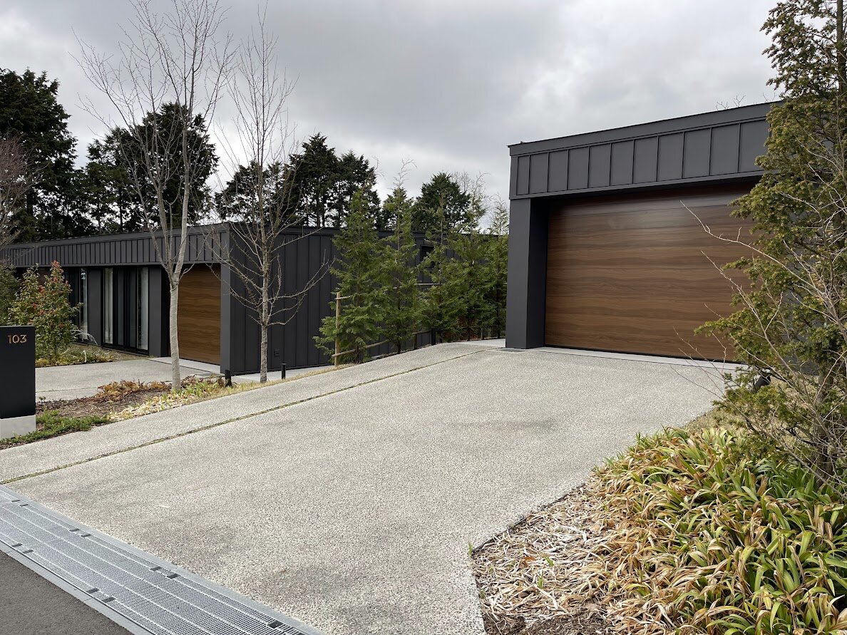 富士スピードウェイホテル, アンバウンド コレクション by Hyatt：リビングルームとダイニングルーム