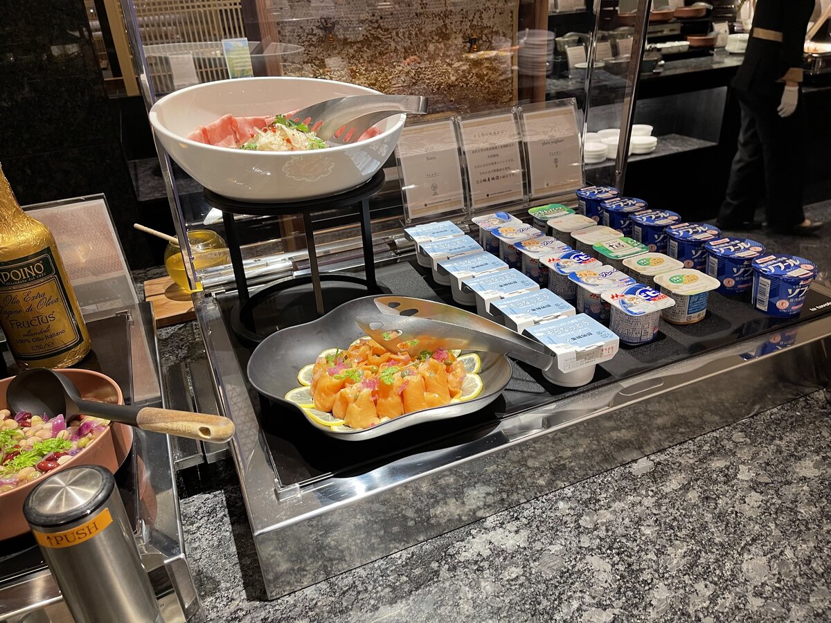 市場寿し：寿司屋の外観