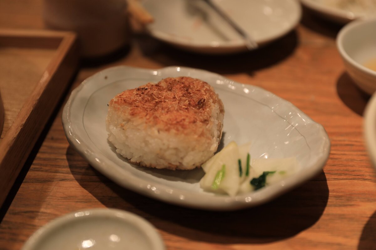 焼きおにぎりと漬物