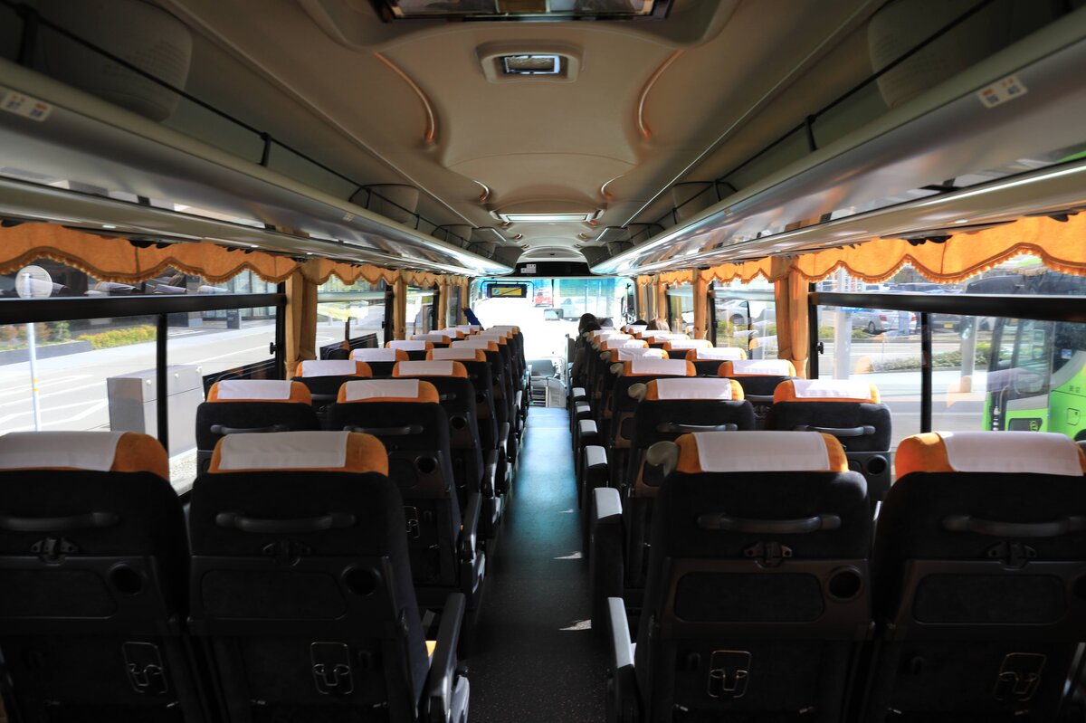 シャトルバス：人物中心（除外）