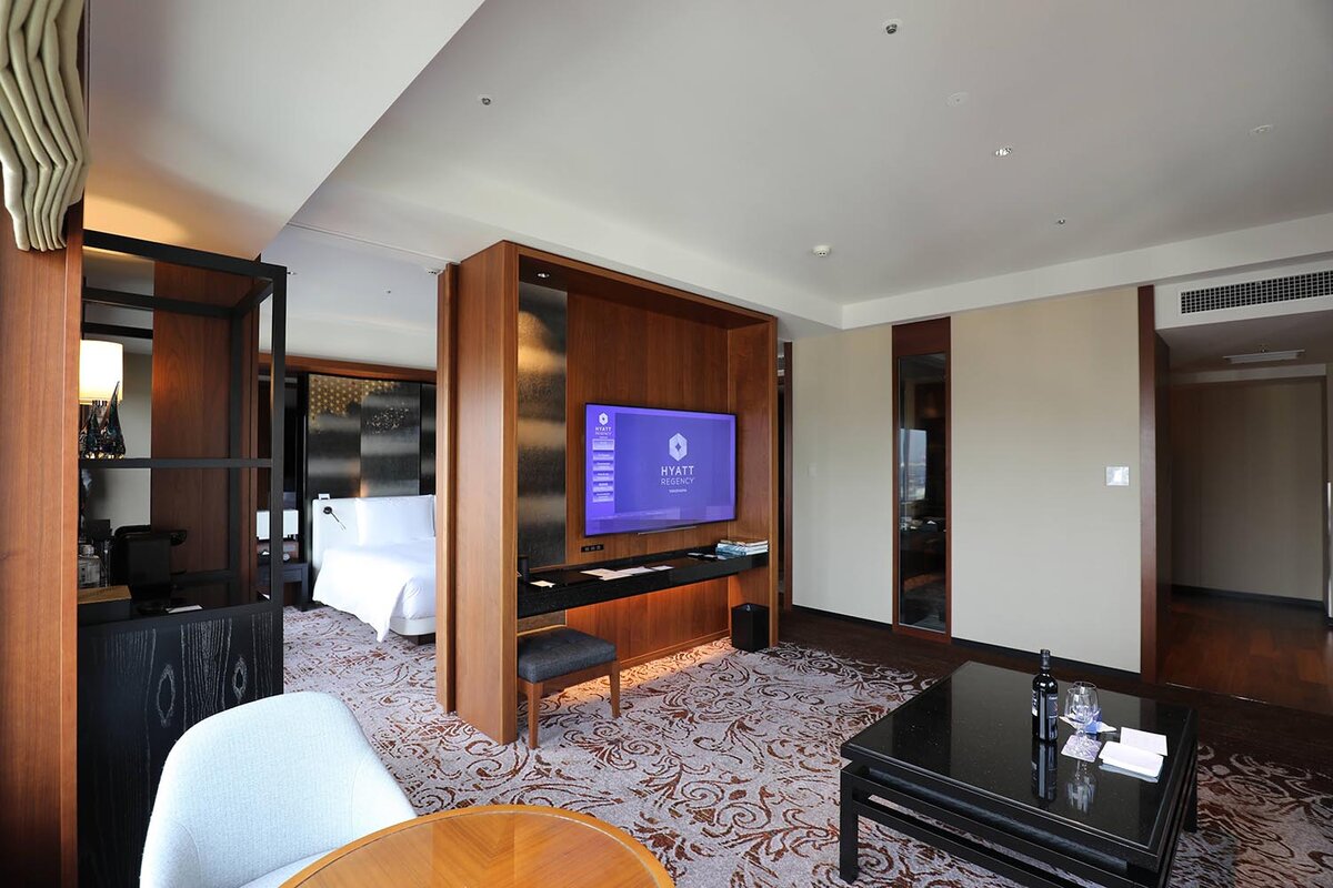 寝室　ハイアットリージェンシー横浜：ホテルの部屋の内装