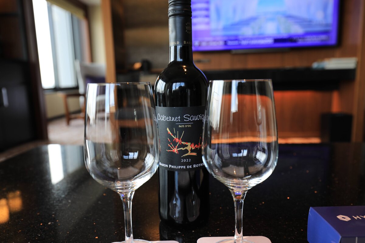 ながめ　ハイアットリージェンシー横浜：海と橋のある風景