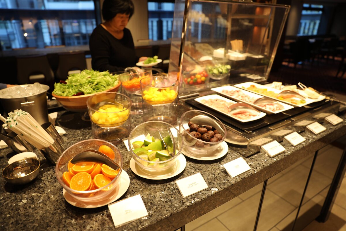 HYATT REGENCY：人物中心（除外）