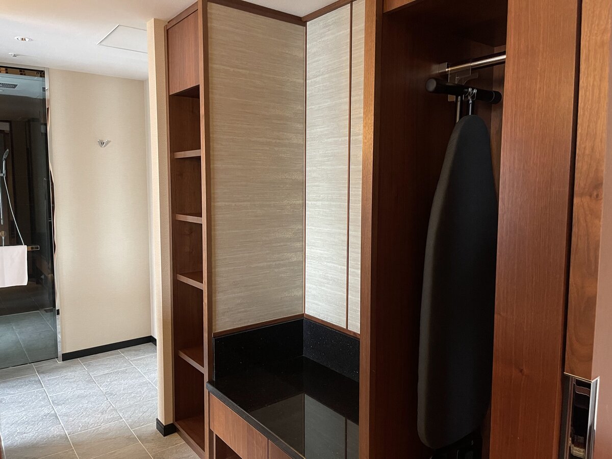 洗面台　ハイアットリージェンシー横浜：ホテルの洗面台とバスルーム