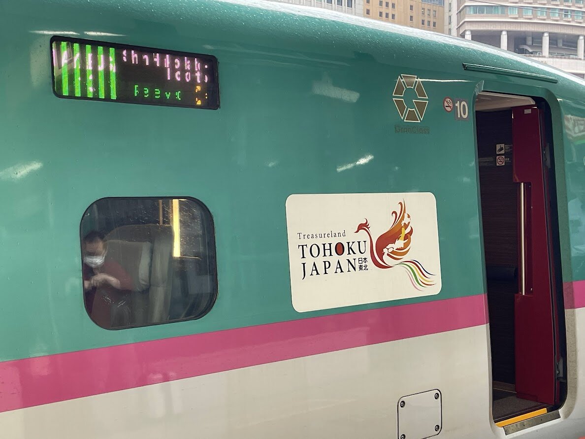 THE TOKYO STATION HOTEL：ワインセラーとワイン樽