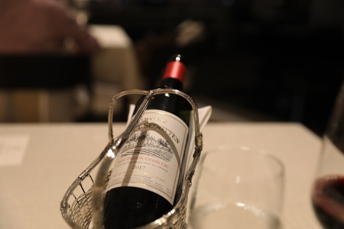 葉山ホテル音羽ノ森：皿に盛られた料理