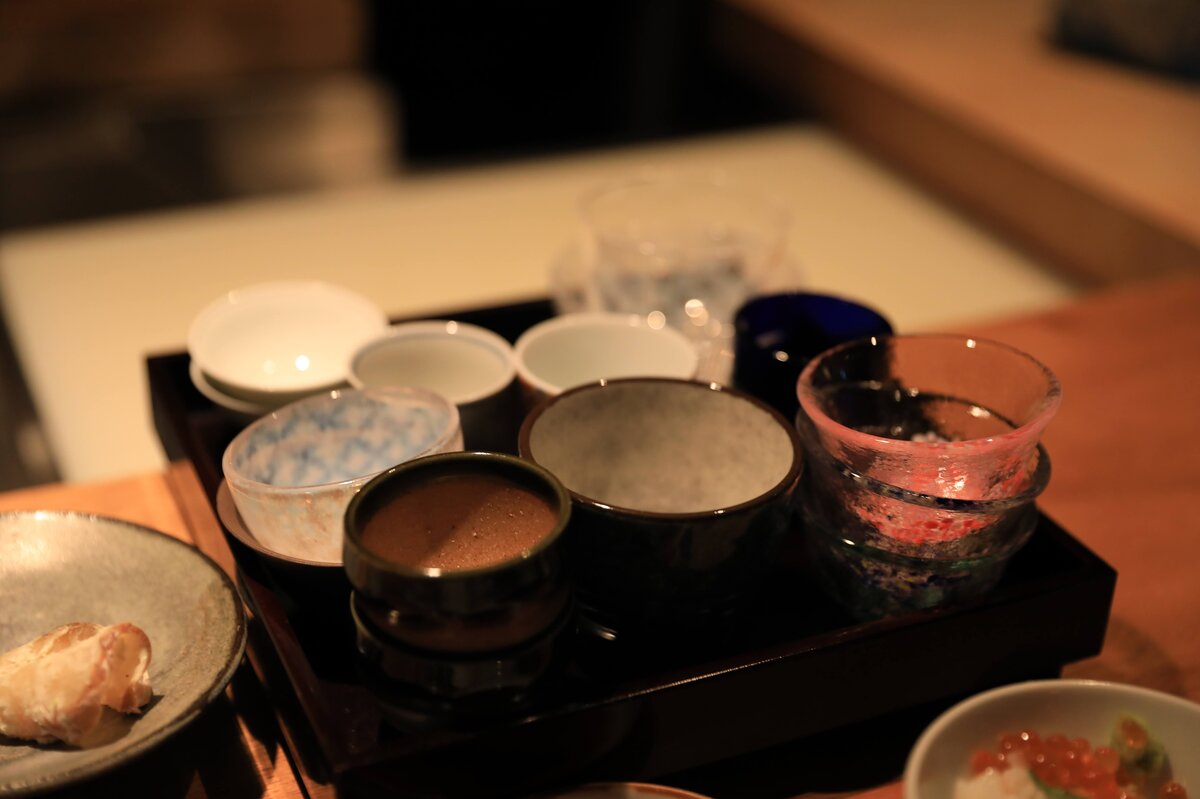 THE AOYAMA GRAND HOTEL：ホテルの外観。クリスマスツリーが飾られている。