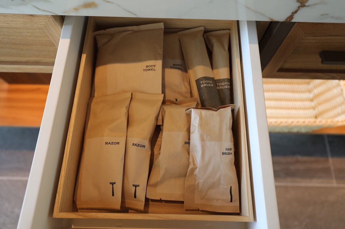 GREENITY IWATA：屋外テラスと夕焼け空