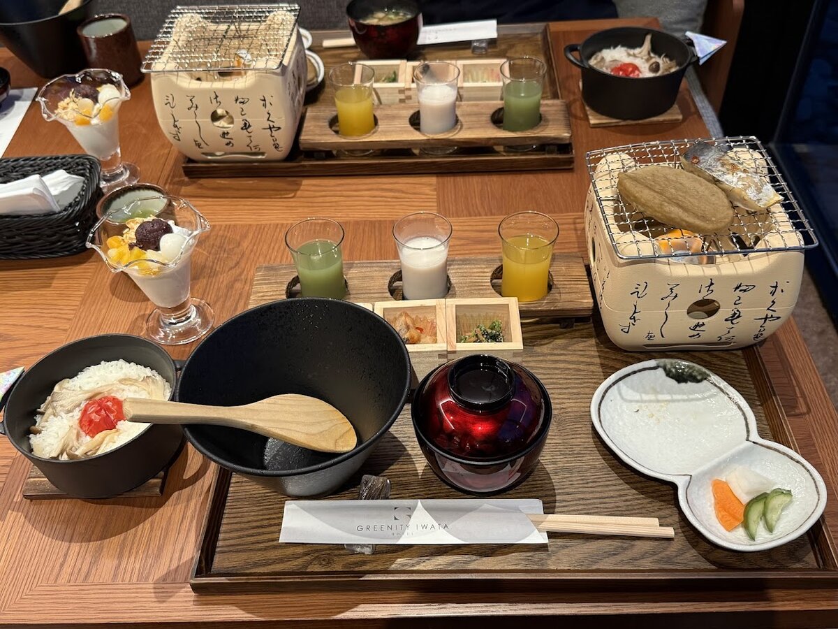GREENITY IWATA Rikka（リッカ）：和食膳、ご飯、汁物、焼き物、ドリンク、デザート