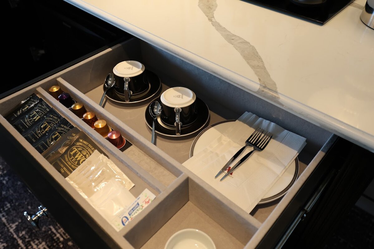 名古屋マリオットアソシアホテル：ホテルの部屋の内装