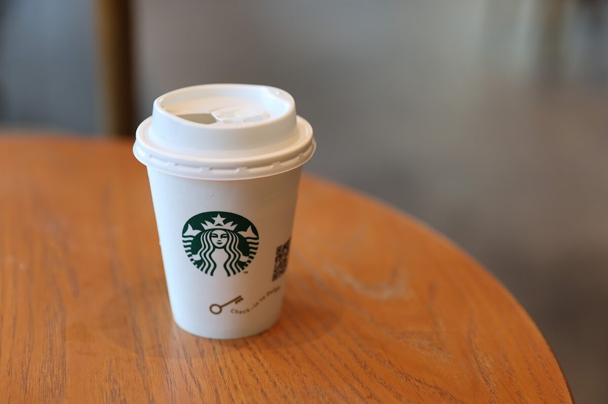 スターバックス コーヒー 名古屋 JRゲートタワー店：人物中心（除外）