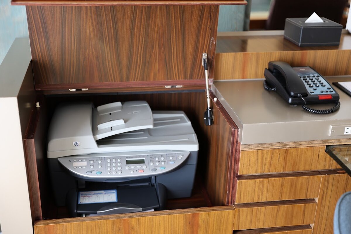 ヒルトン名古屋：ホテルのリビングルーム