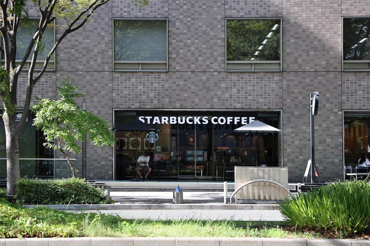 スターバックス コーヒー 名古屋 伏見 ＡＴビル店：スターバックスコーヒーの外観