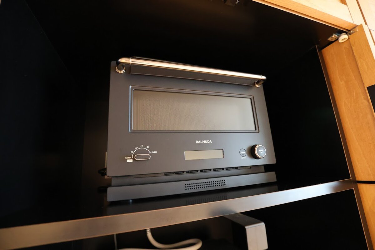 鎌倉 松原庵 青：天ぷらの盛り合わせ、薬味入れ