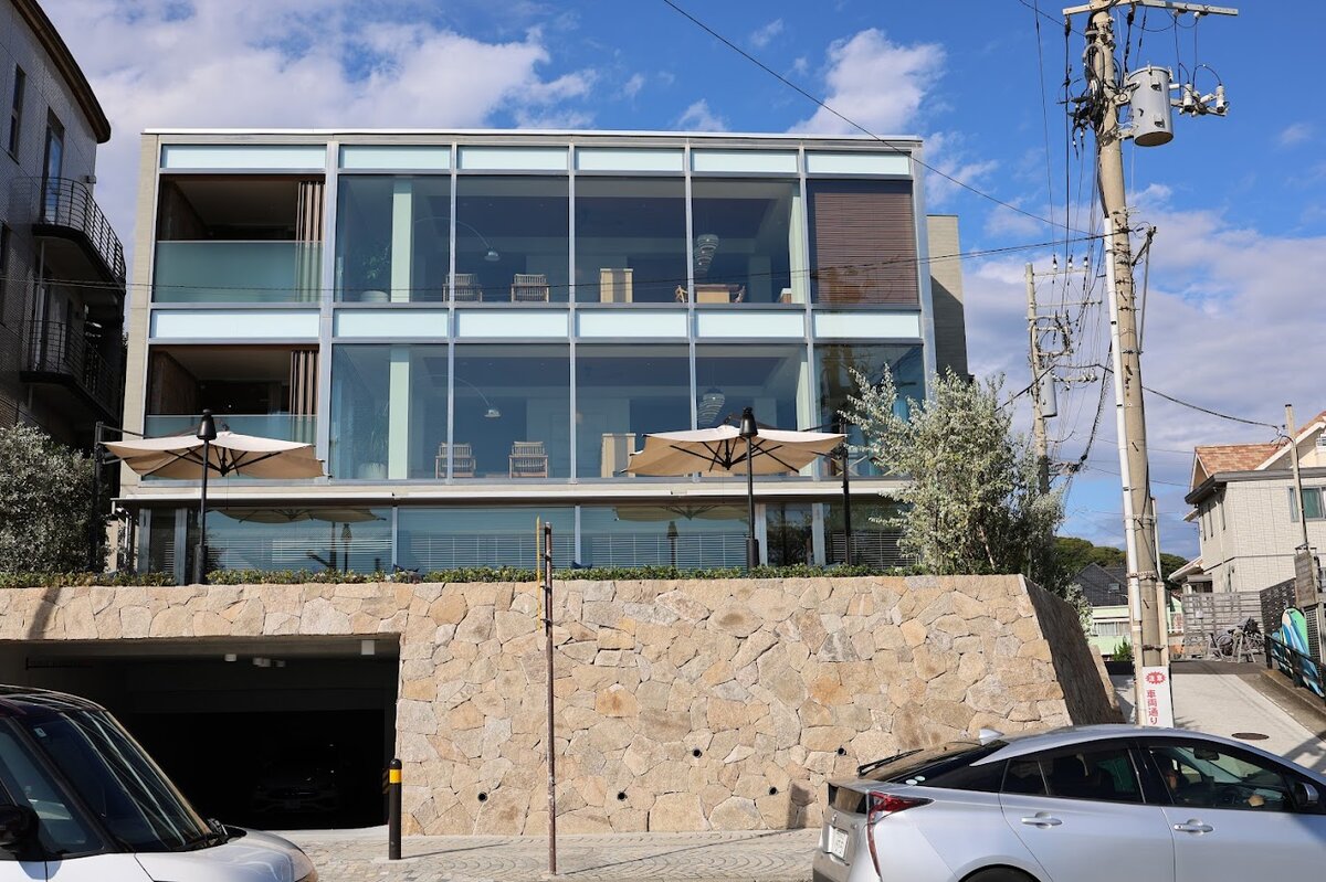 UMITO KAMAKURA KOSHIGOE：レストランの店内