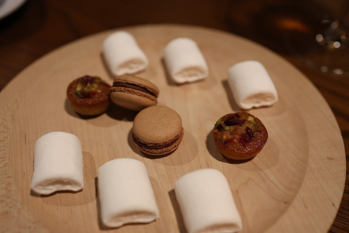 UMITO KAMAKURA KOSHIGOE：魚料理、ご飯、味噌汁