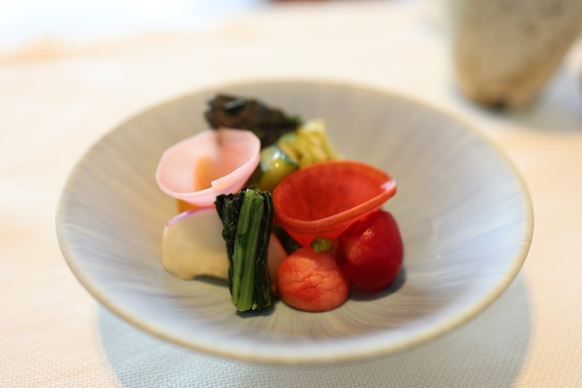 鶴岡八幡宮　：鳥居(人を消した写真)