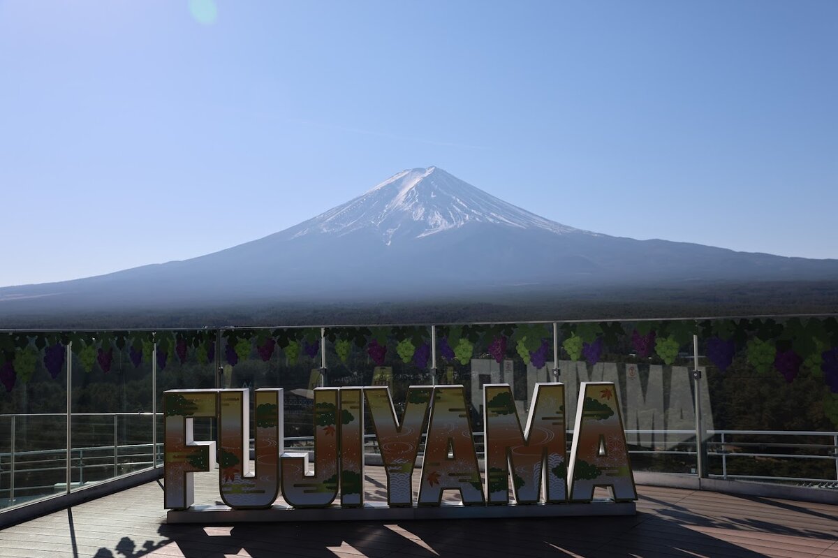 FUJIYAMA スカイデッキ：富士山が目の前に。