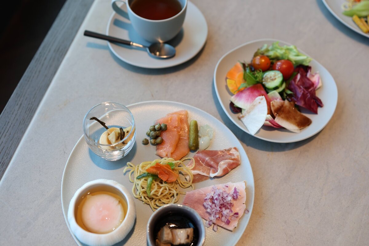 jw マリオット・ホテル東京日本料理「華香 / Kakō」：ブッフェだけでもおなかいっぱいになりそうですが、メインの...