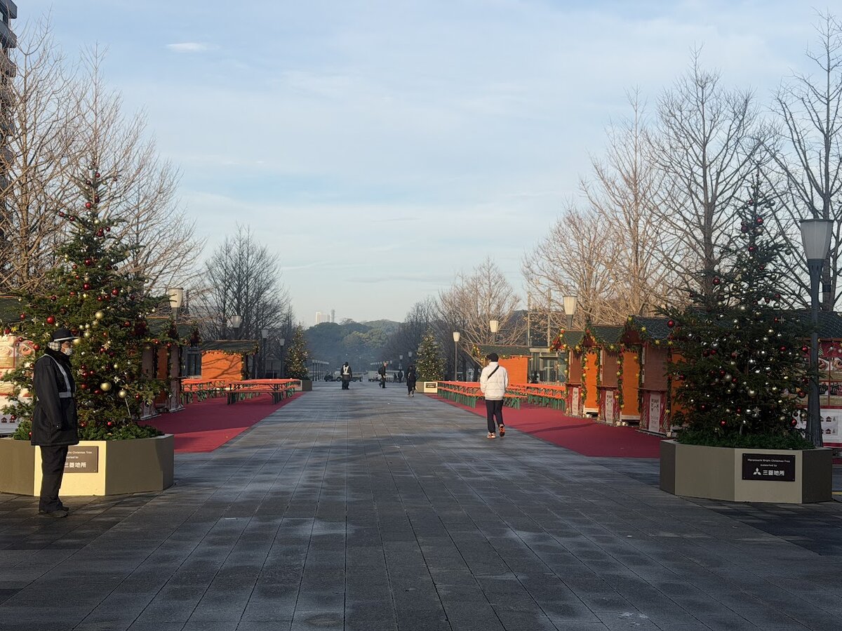 石庫門 オアゾ丸の内店：ホテルの地下出口からオアゾに接続している