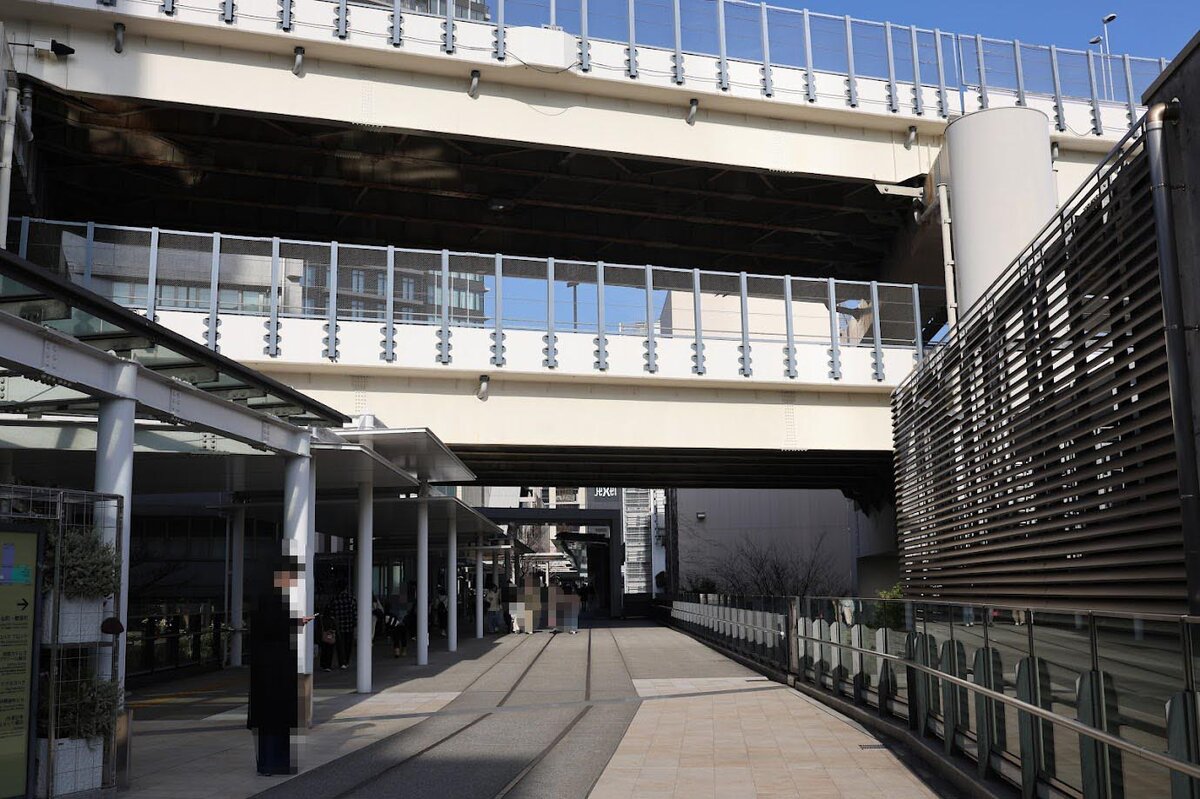 ヒルトン横浜駐車場：機械式なので時間がかかる