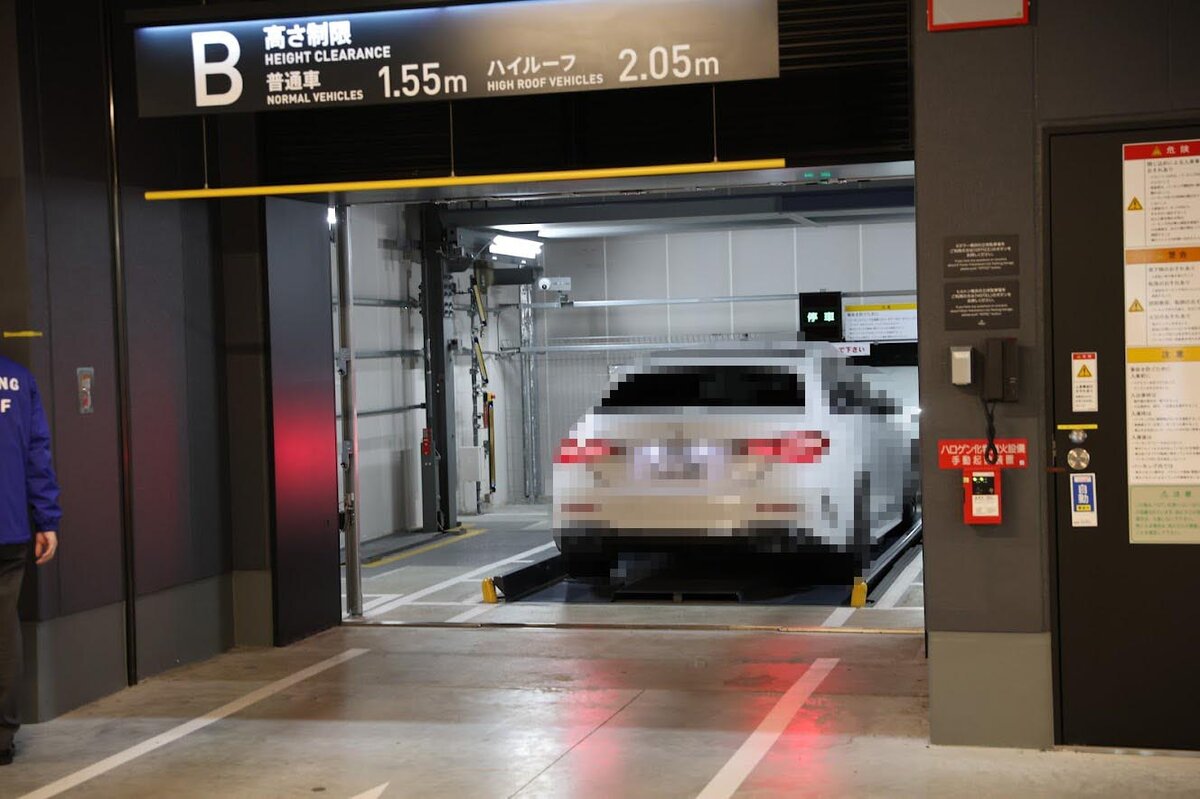 ヒルトン横浜：冷蔵庫の中の飲み物フリードリンク