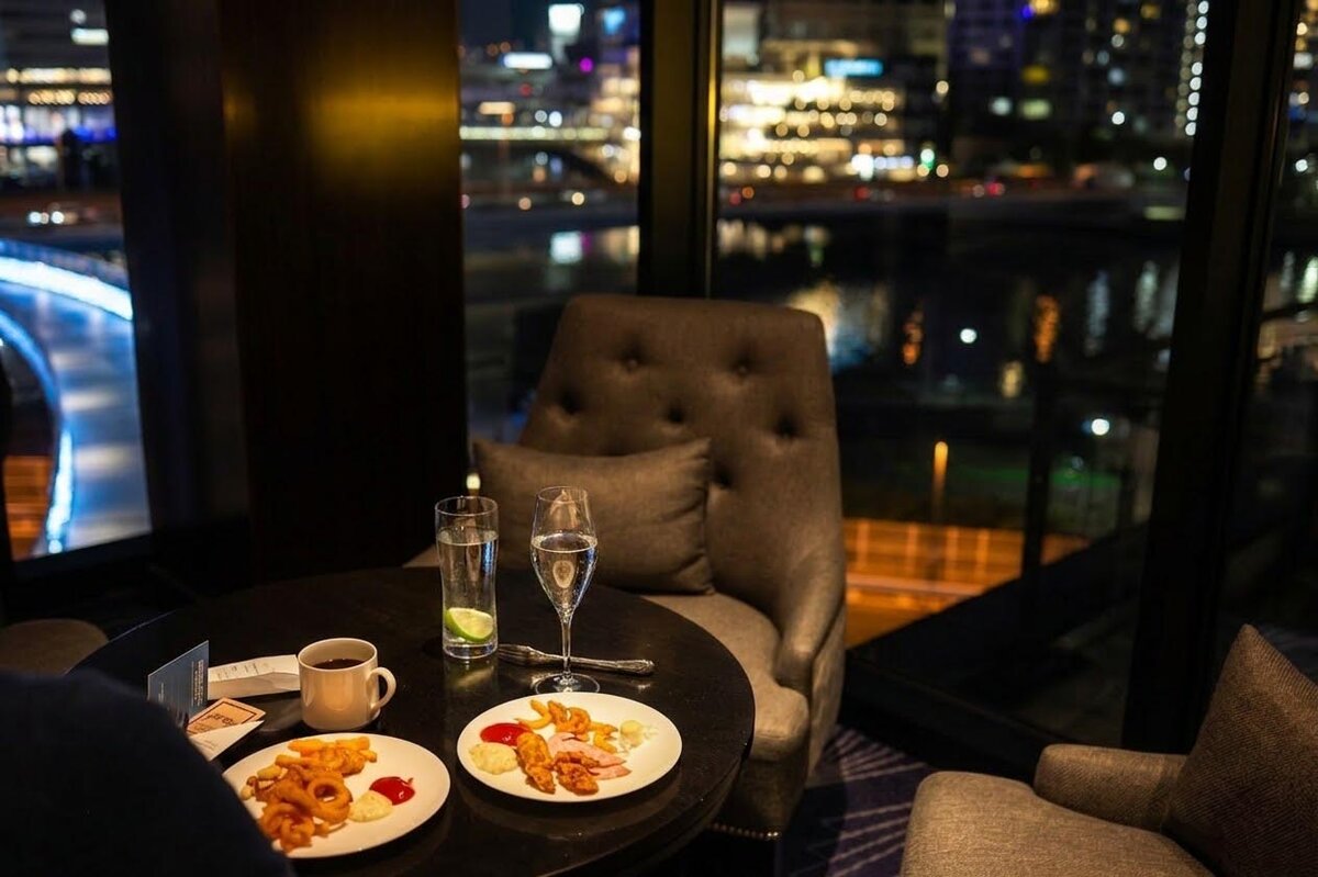 NEWoMan Food Hall：ニュウマンフードホールの入り口