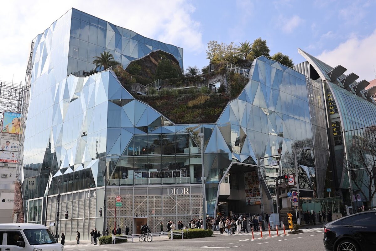 表参道散歩- 「ささしぐれ 表参道ヒルズ店」とスタバ巡り