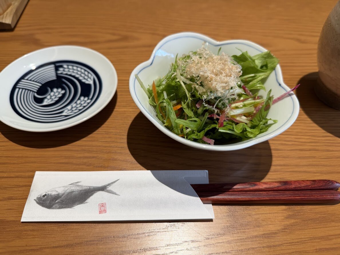 ささしぐれ：料理のメニューが写っている