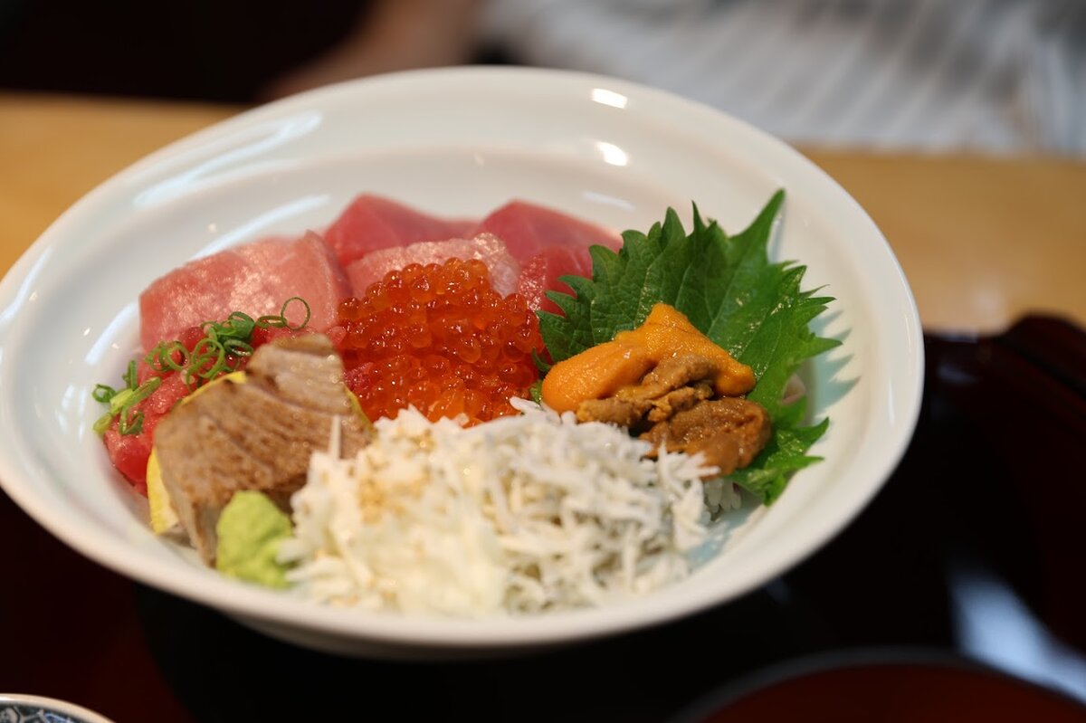 焼津さかなセンター：海鮮丼